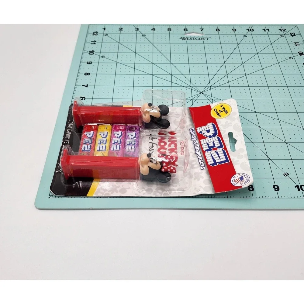 Mickey Mouse and Friends Pez Dispenser Duo‎ Minnie Mouse Disney